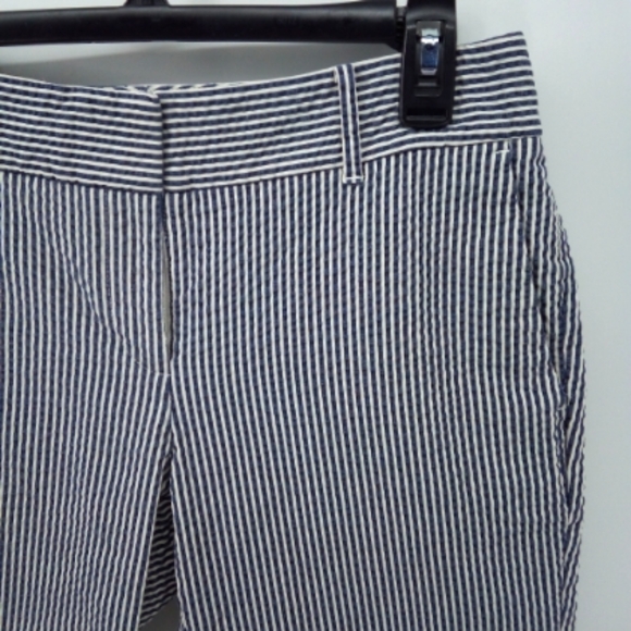 Ann Taylor Devin Fit Seersucker Shorts 2 Cotton Blend Pockets - Picture 4 of 8
